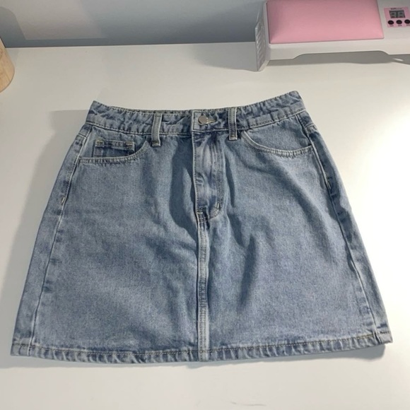 denim skirt - Picture 2 of 4